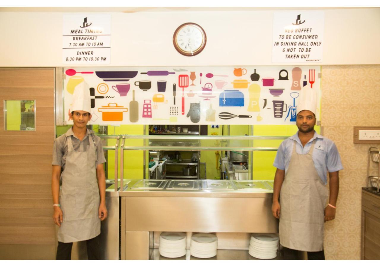 Ashok Deluxe Apartments, Marol Andheri East Mumbai Luaran gambar