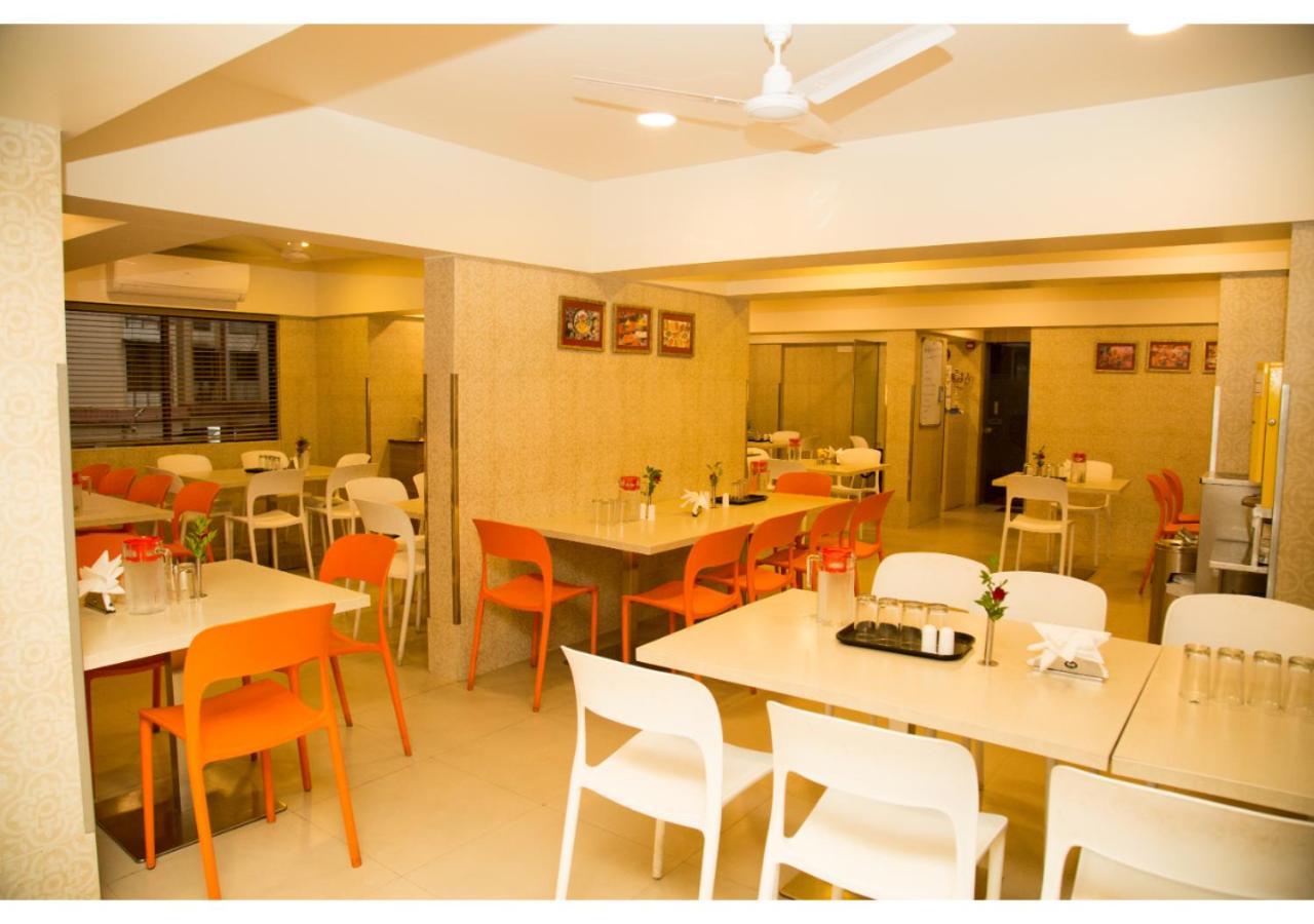 Ashok Deluxe Apartments, Marol Andheri East Mumbai Luaran gambar